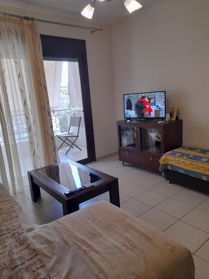 Christina Apartment Νεα Περαμοσ Néa Péramos Exteriör bild