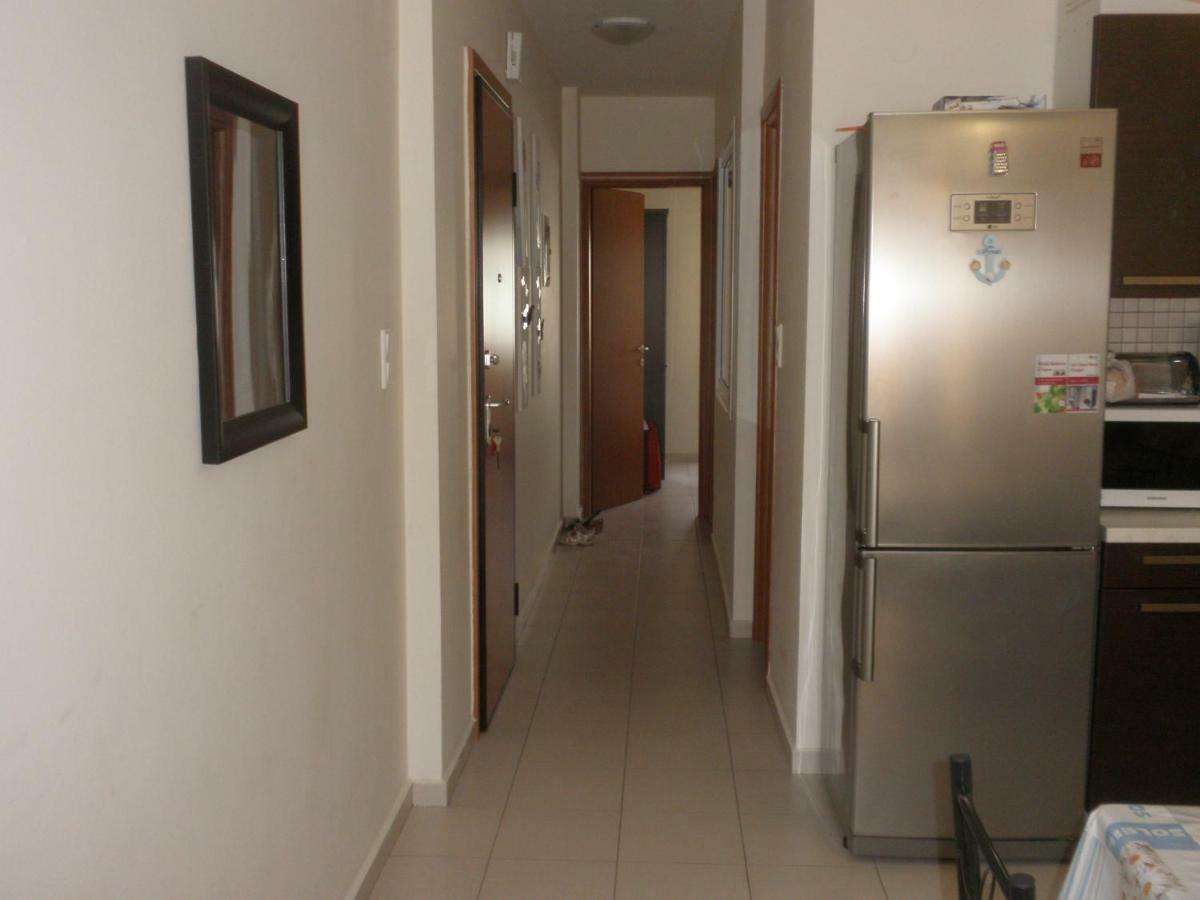 Christina Apartment Νεα Περαμοσ Néa Péramos Exteriör bild